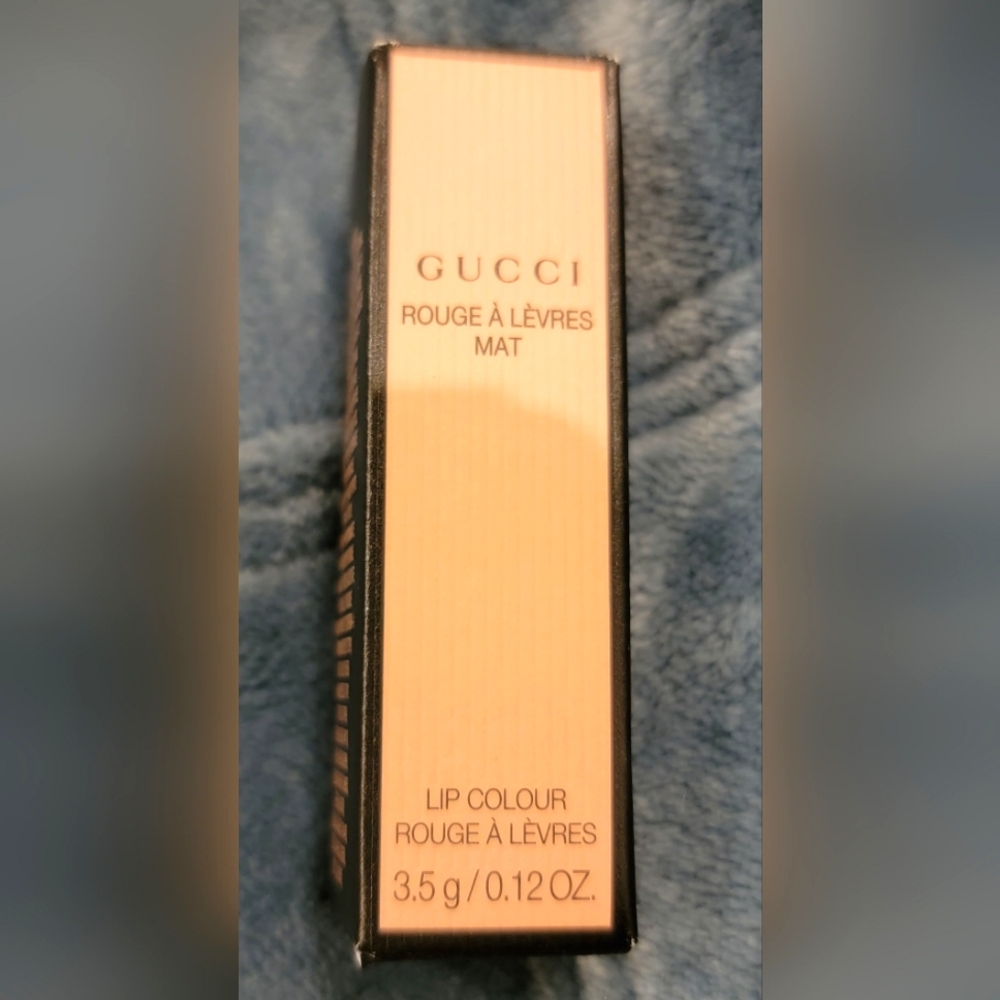 Gucci Rouge à Lèvres Mat Lip Colour - Peach and Black